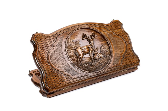 Նարդի ՛՛Եղնիկ՛՛  -  հեղինակային եզրագծով