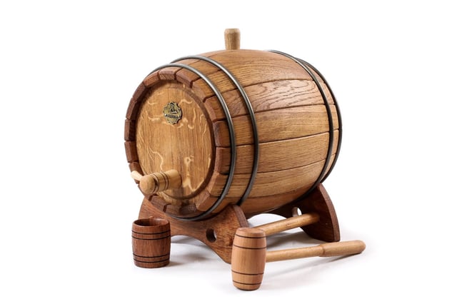 Barrel for aging brandy and wine, 5L.