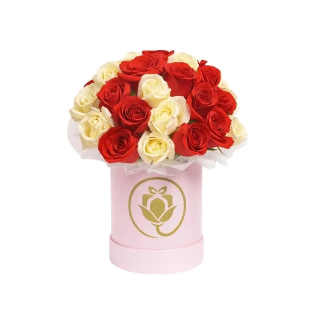 Box with roses