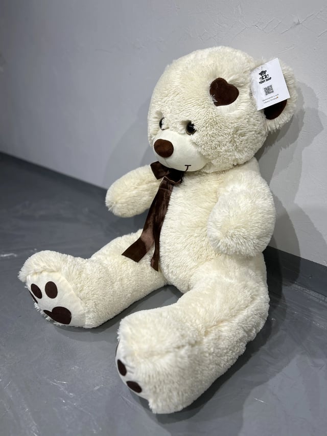 Soft teddy bear "Tom", milk-white, 90 cm.