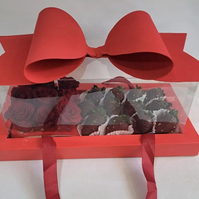 Chocolate-covered strawberries - "Lyusi Sweets Art"