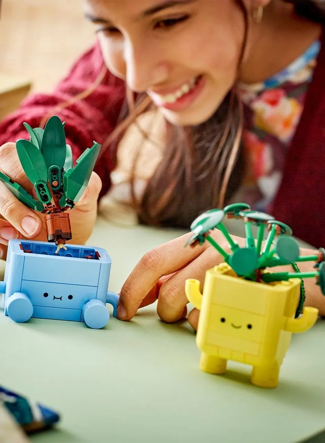 Construction Game Botanical Collection "Happy Plants"