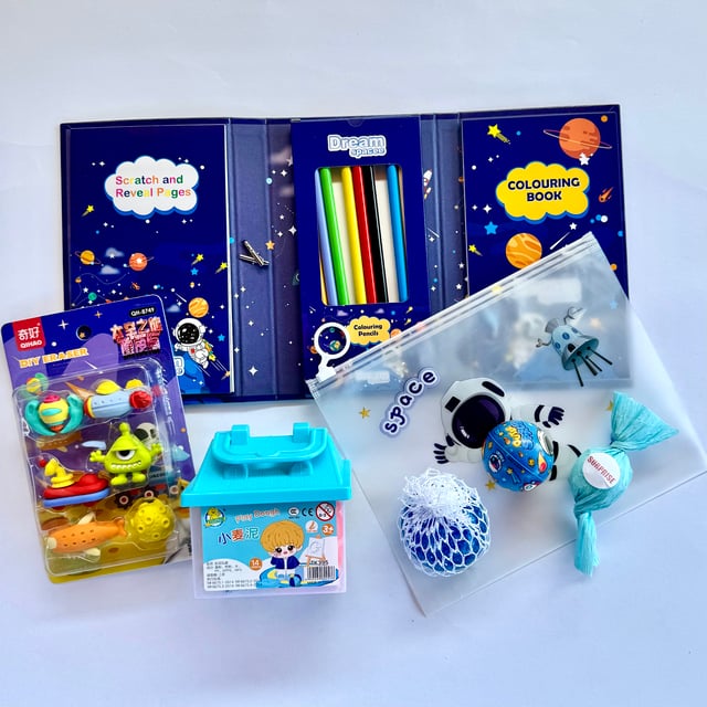 Gift Set Universe - Style Box.