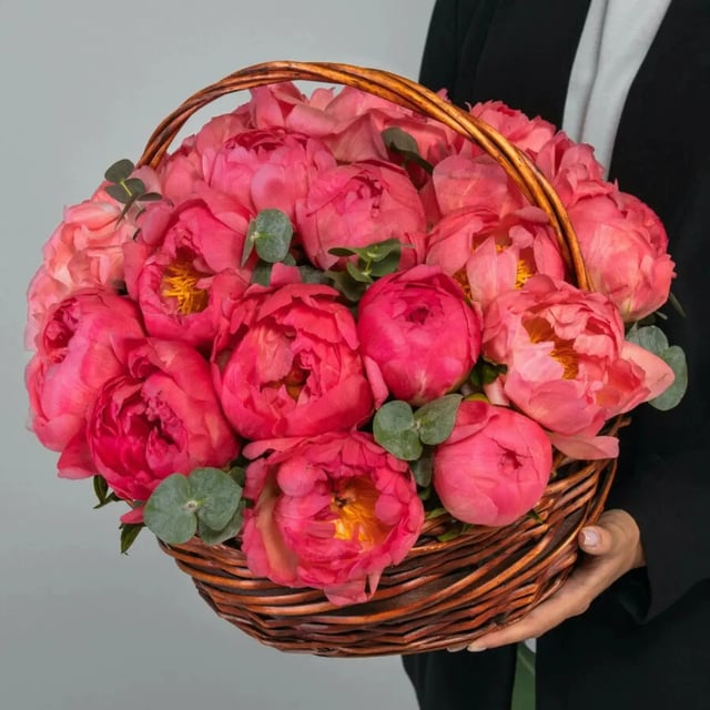 Coral peony basket - Latona Flowers