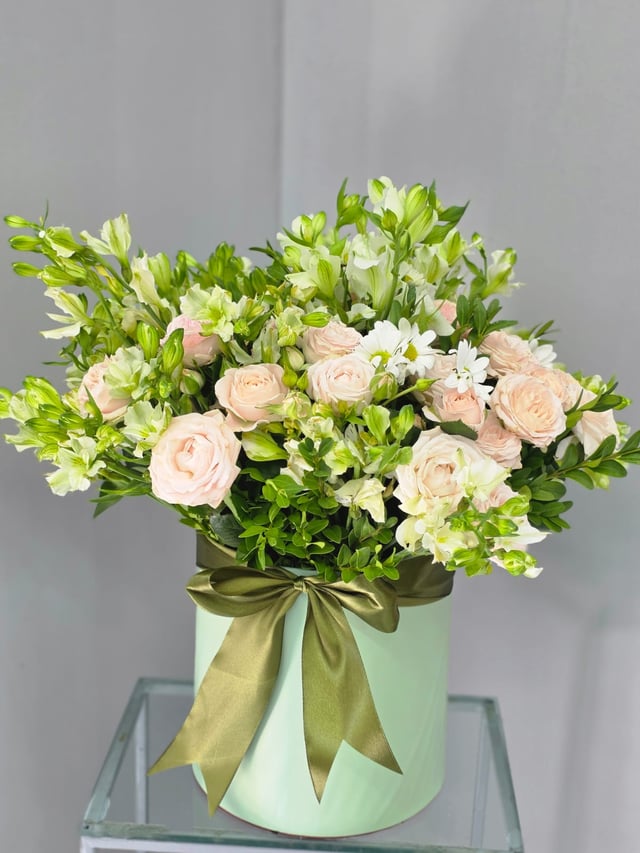 Ծաղկային կոմպոզիցիա տուփով -  Askaryan Flowers