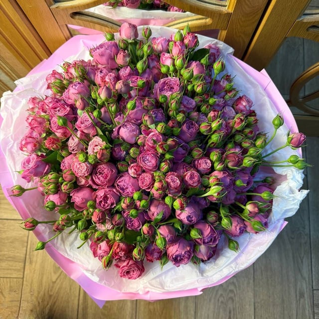 Փնջային վարդերով ծաղկեփունջ - Aura Flowers
