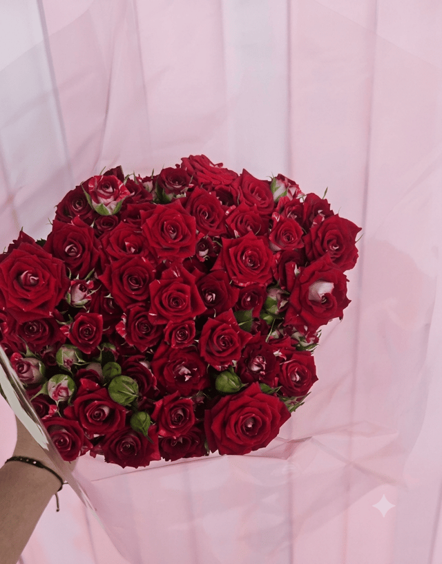 Bouquet with spray roses - Vardeni