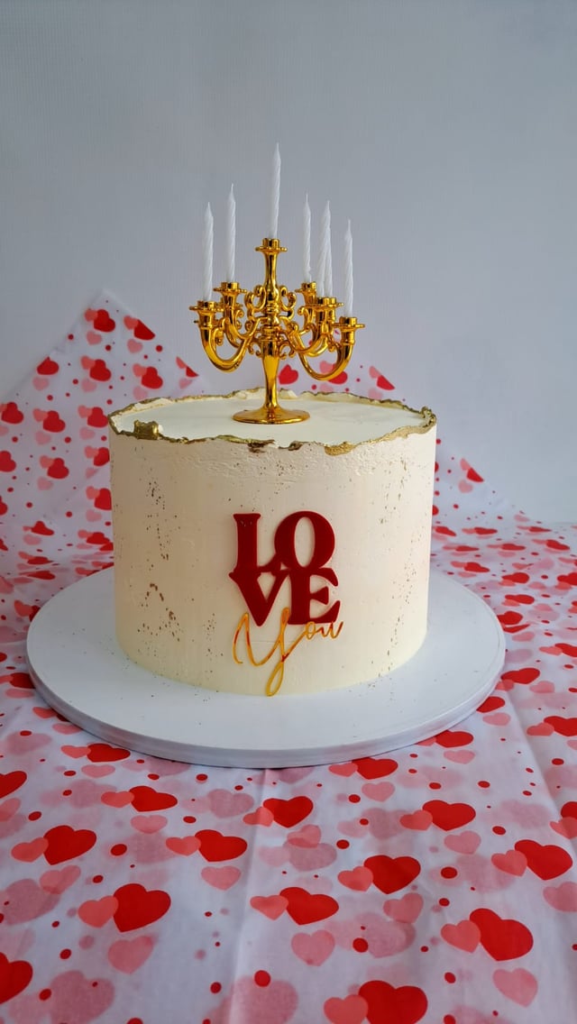 Տորթ Love  10 անձի համար  - Lyusi Sweets Art